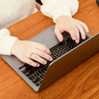 Top 5 Must‑Have Tech Accessories for Every Gadget User